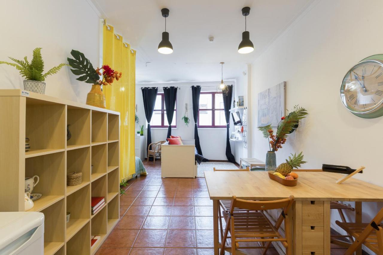 Cozy Sunny Flats By Hostwise Apartamento Porto Exterior foto