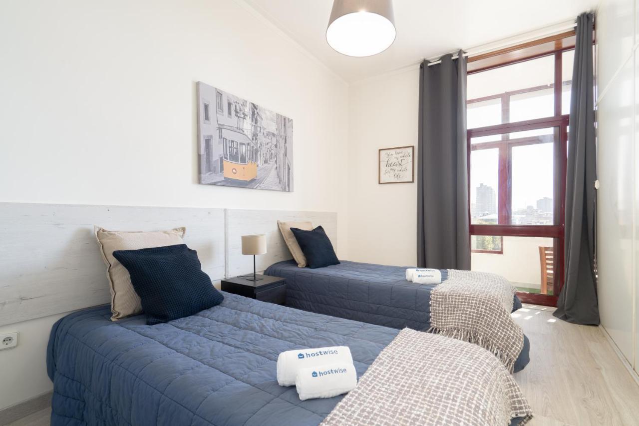 Cozy Sunny Flats By Hostwise Apartamento Porto Exterior foto
