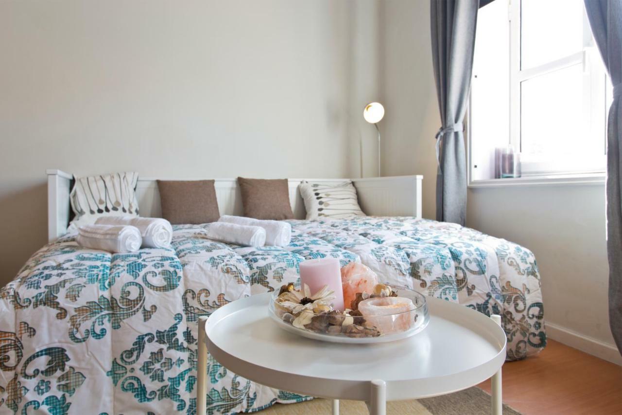 Cozy Sunny Flats By Hostwise Apartamento Porto Exterior foto