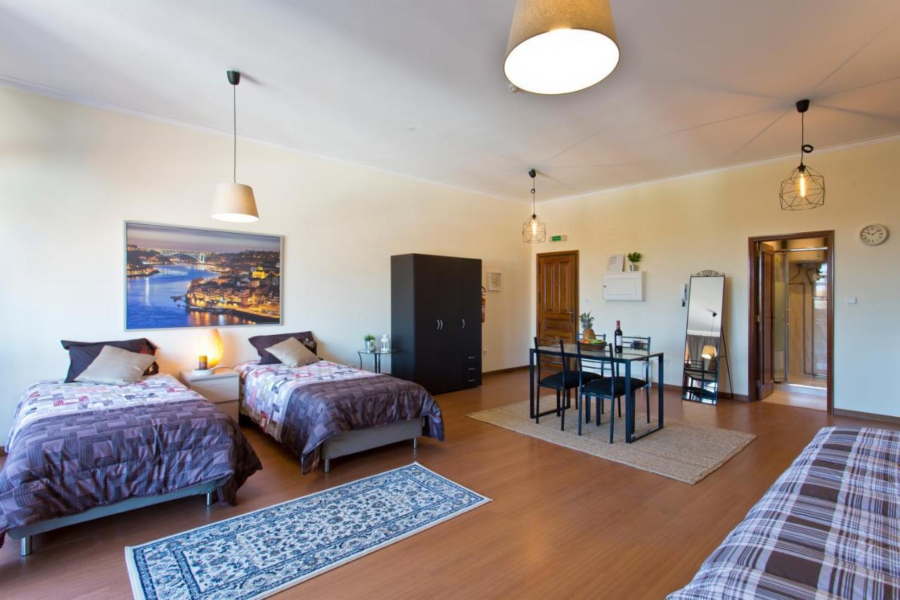 Cozy Sunny Flats By Hostwise Apartamento Porto Exterior foto