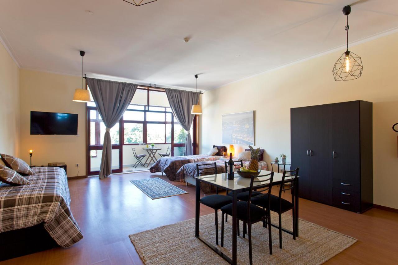 Cozy Sunny Flats By Hostwise Apartamento Porto Exterior foto